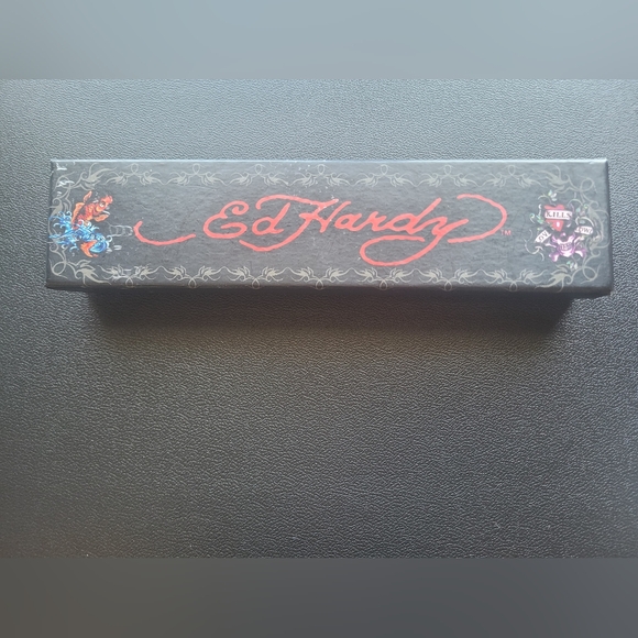 Ed Hardy Death or Glory Skull Pendant Necklace, VGUC - Picture 4 of 4